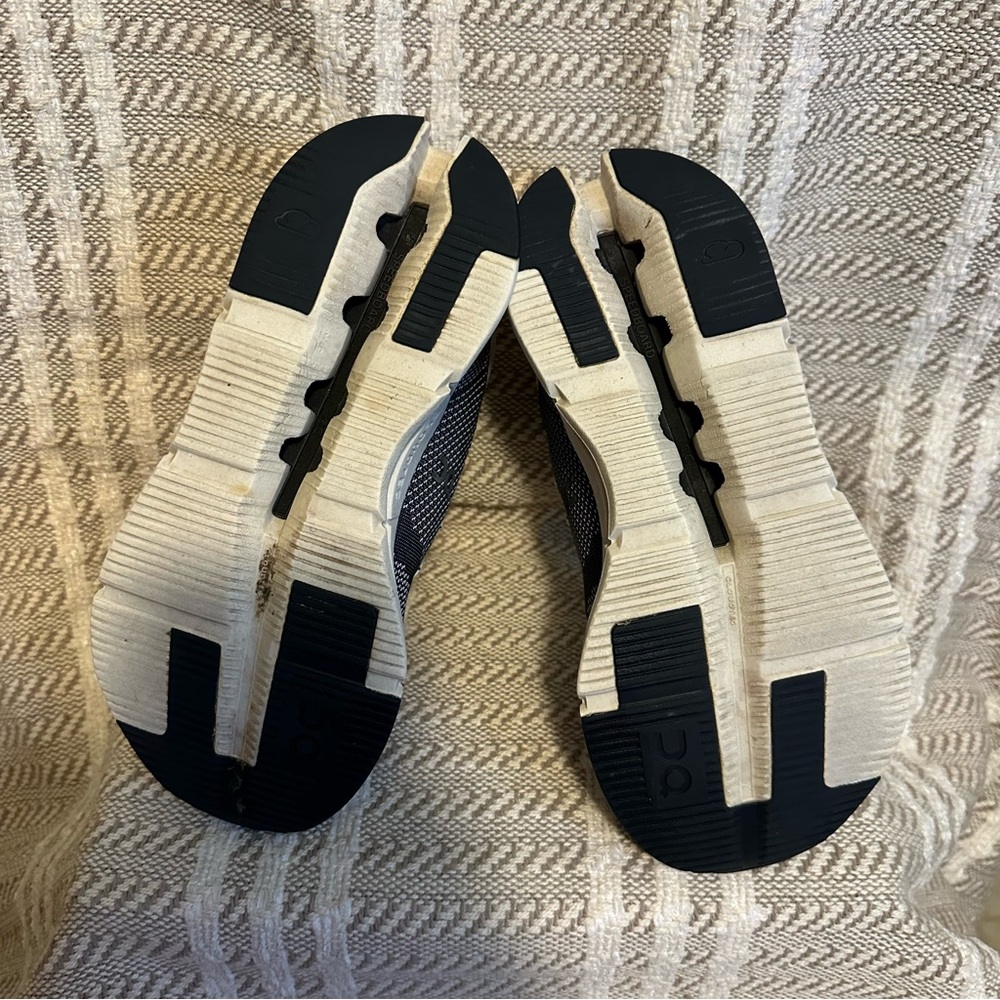 On Cloud Cloudnova Cloudtec Shoes Black White Siz… - image 5